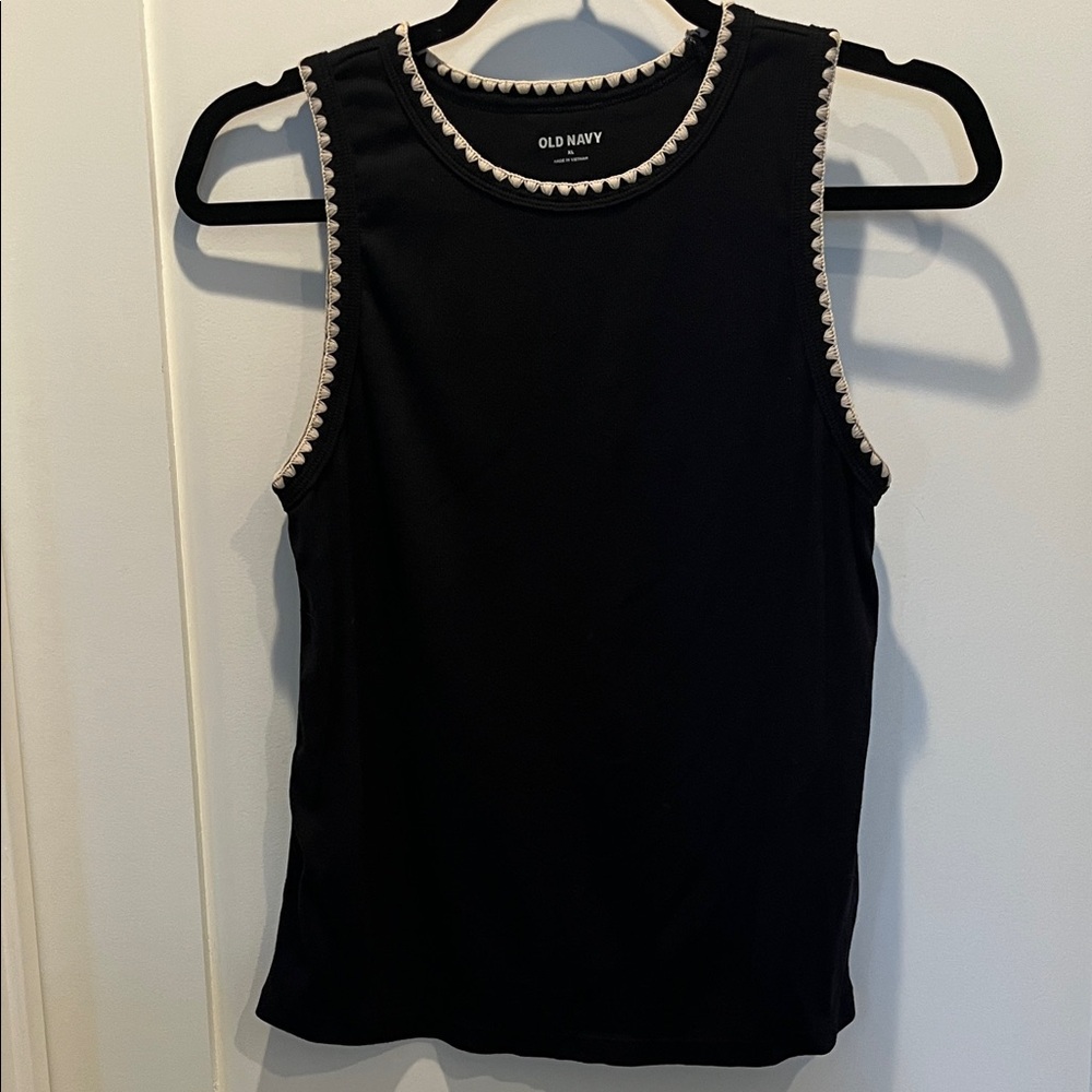 Old Navy Black Tank with Cream Scallop Trim